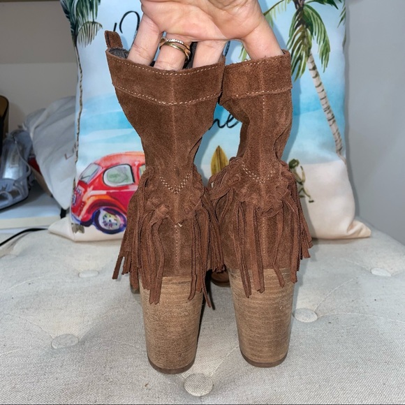 ALDO NWOB! Kycia Brown Fringe Ankle Boots Size 8.5 - Picture 8 of 9